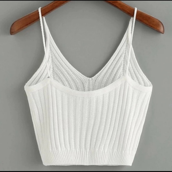 Lot of Two Ribbed knit crop cami - Picture 3 of 8